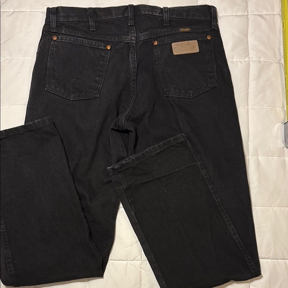 Wrangler's Black Cowboy Cut Slim Fit jeans - Picture 1 of 8